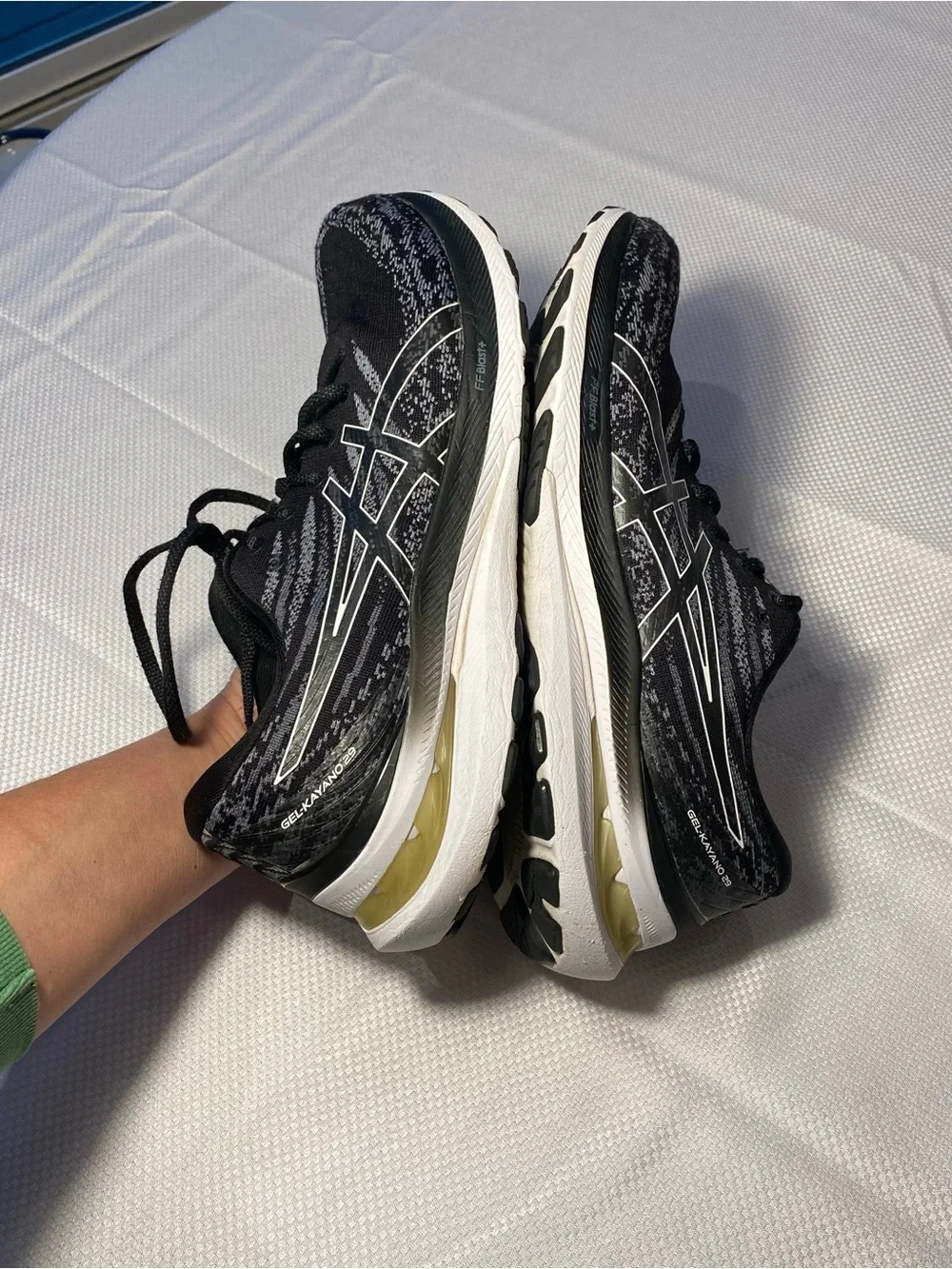 Asics Gel  Kayano 29 Running Black & White Men's Size 12 Shoes w/Gold